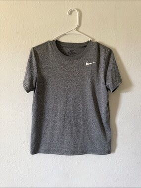 Nike Men’s Heather Gray Short-Sleeve Dri-FIT Tee